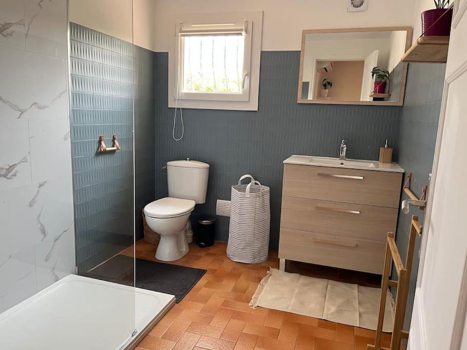 Bas De Villa 70M2 Independant Avec Espace Jacuzzi Prive 르 라방두 외부 사진